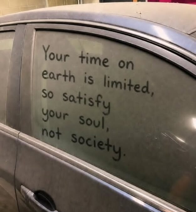 STOP TRYING TO CONVINCE PEOPLE TO CHOOSE YOU.